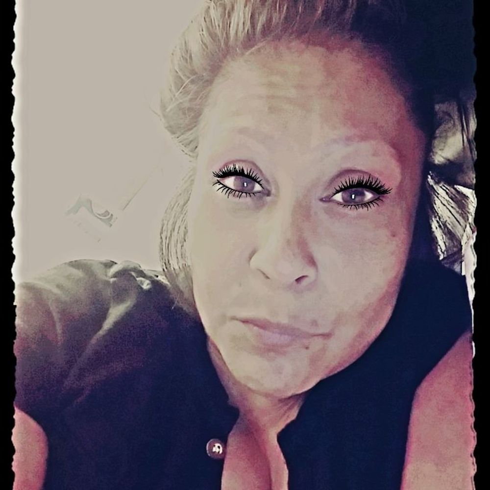 Meet your Posher, Corina